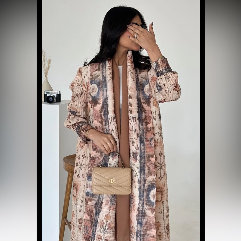 Timeless Abaya Vogue - The Muslim Closet